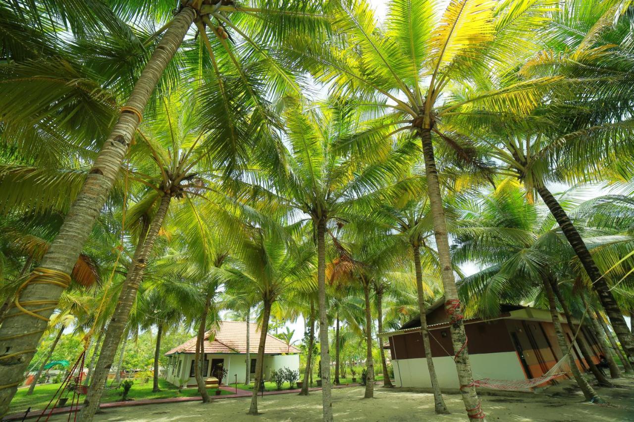 Regant Lake Village, Kollam. Chavara Dış mekan fotoğraf