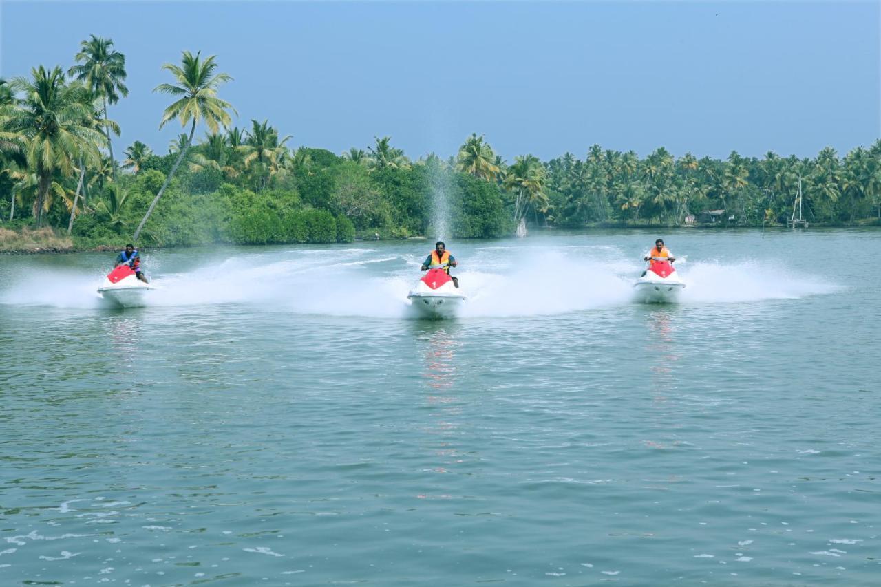 Regant Lake Village, Kollam. Chavara Dış mekan fotoğraf